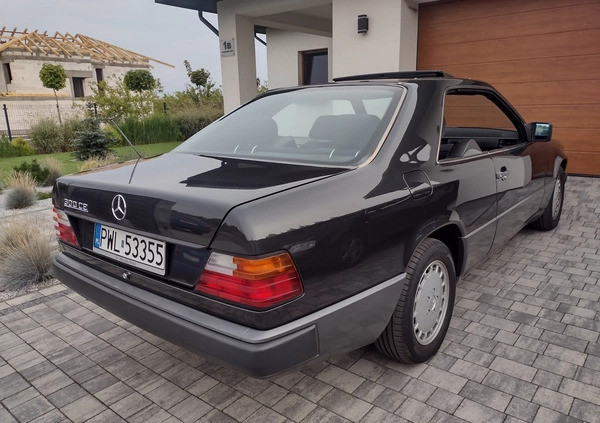 Mercedes-Benz Klasa E cena 52900 przebieg: 138000, rok produkcji 1989 z Grabów nad Prosną małe 301